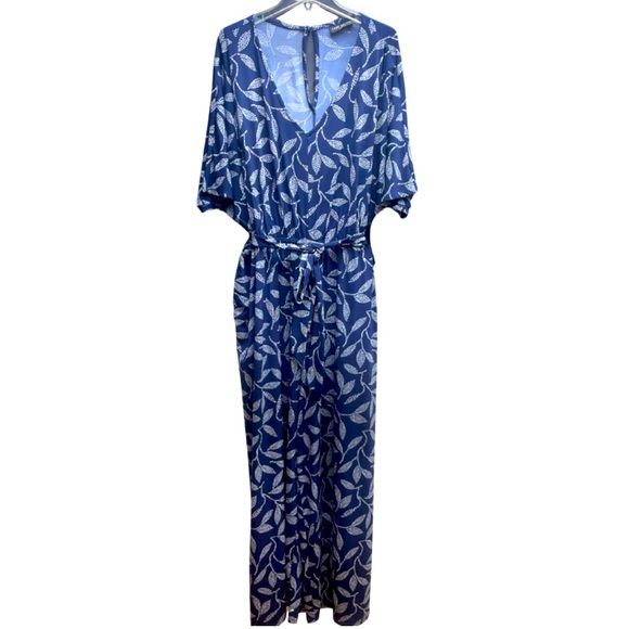 Lane Bryant Pants - Lane Bryant Blue Leaf Print Jumpsuit With Pockets, Sz 26/28